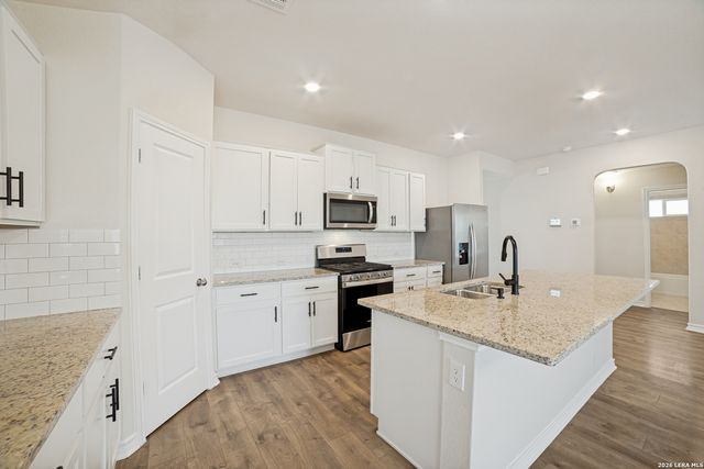 13080 Whisper Bend, San Antonio, TX 78252