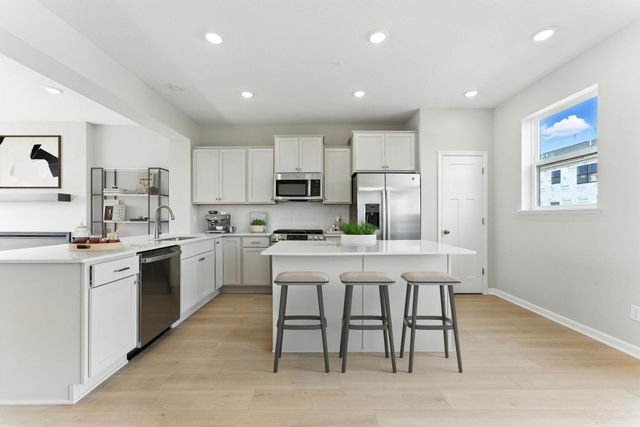 10380 Birchwood Circle, Victoria, MN 55318