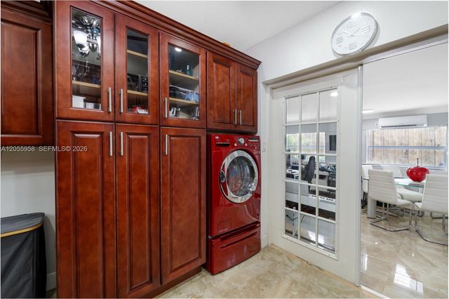 11425 NW 88th Ct, Hialeah Gardens, FL 33018