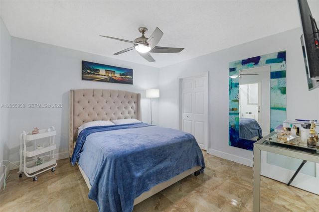 11425 NW 88th Ct, Hialeah Gardens, FL 33018