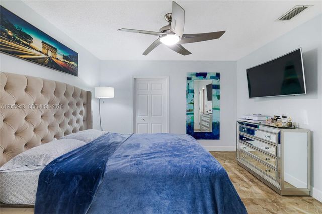 11425 NW 88th Ct, Hialeah Gardens, FL 33018
