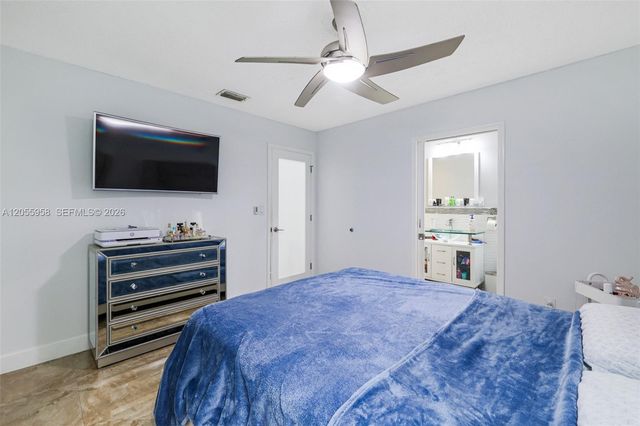 11425 NW 88th Ct, Hialeah Gardens, FL 33018