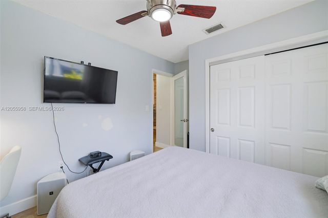 11425 NW 88th Ct, Hialeah Gardens, FL 33018