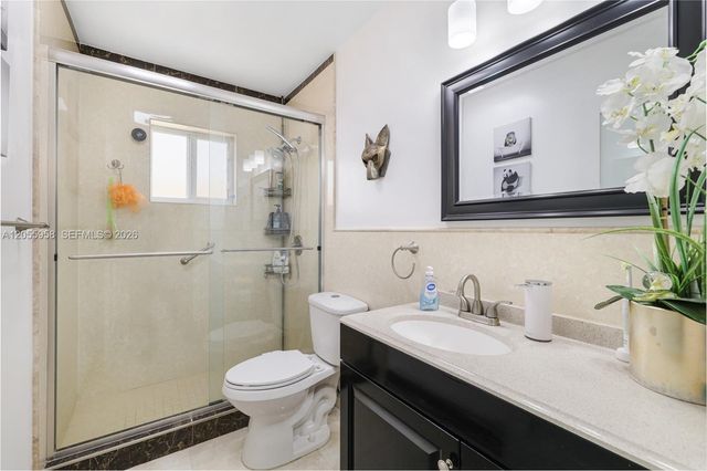 11425 NW 88th Ct, Hialeah Gardens, FL 33018