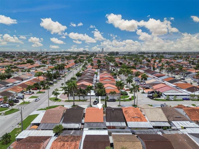11425 NW 88th Ct, Hialeah Gardens, FL 33018