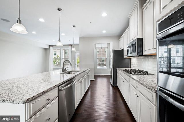 7610 HUBBLE DR, Lanham, MD 20706