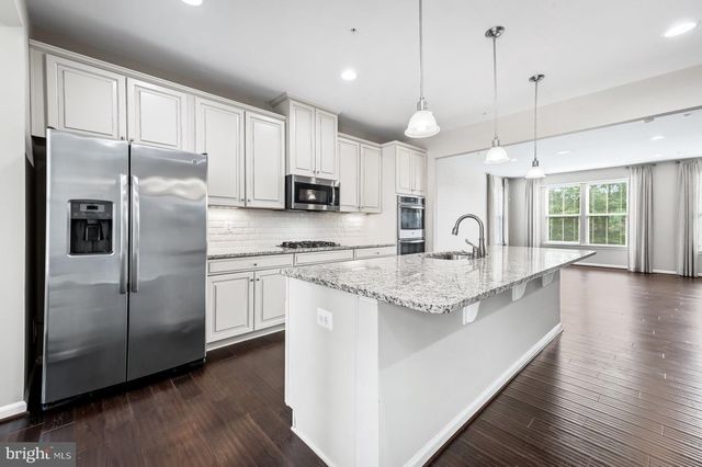7610 HUBBLE DR, Lanham, MD 20706