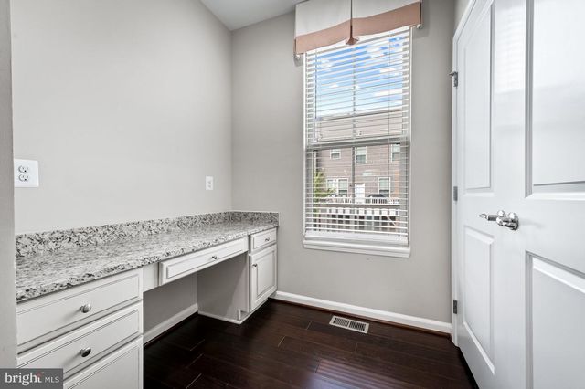 7610 HUBBLE DR, Lanham, MD 20706