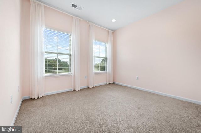 7610 HUBBLE DR, Lanham, MD 20706