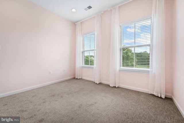 7610 HUBBLE DR, Lanham, MD 20706