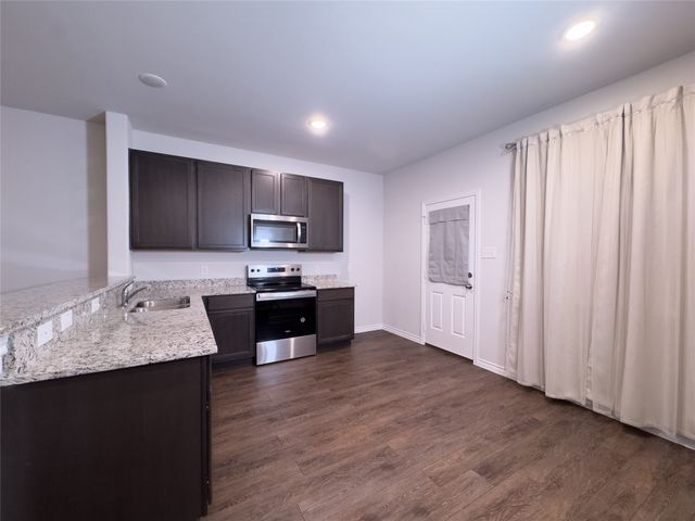 108 Rosings Place, Everman, TX 76140