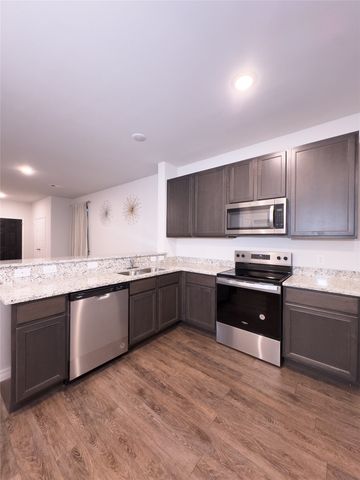 108 Rosings Place, Everman, TX 76140