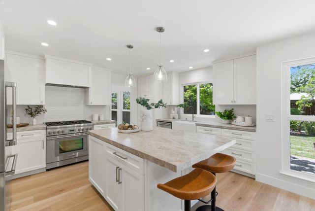 1718 Carleton Court, Redwood City, CA 94061
