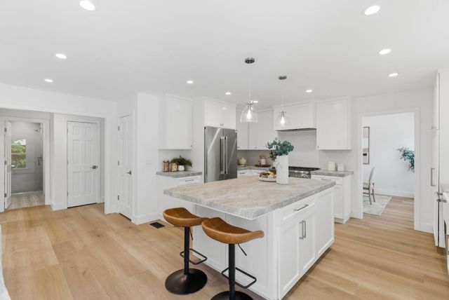 1718 Carleton Court, Redwood City, CA 94061