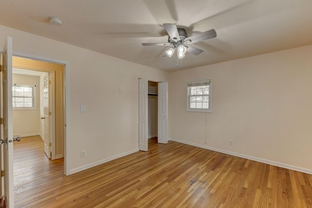 819 N Oakwood Street, Griffith, IN 46319