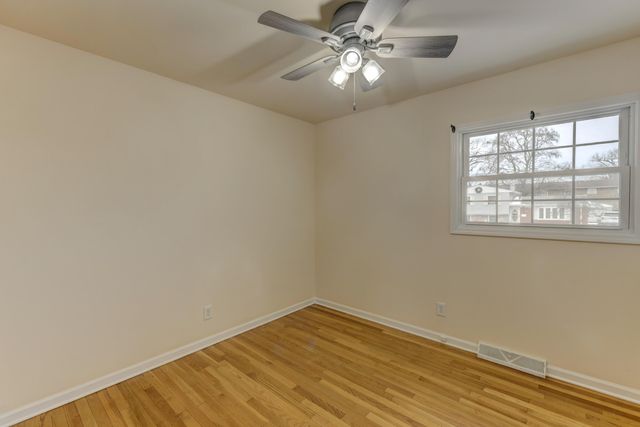 819 N Oakwood Street, Griffith, IN 46319