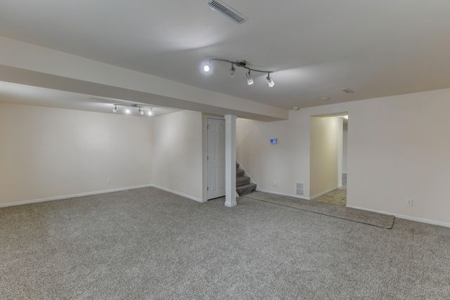 819 N Oakwood Street, Griffith, IN 46319