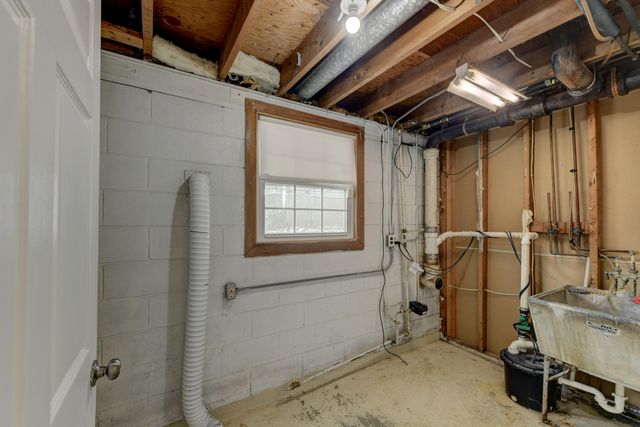 819 N Oakwood Street, Griffith, IN 46319