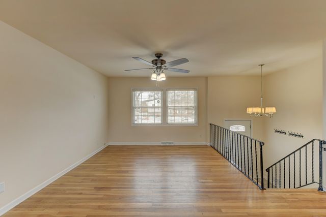 819 N Oakwood Street, Griffith, IN 46319