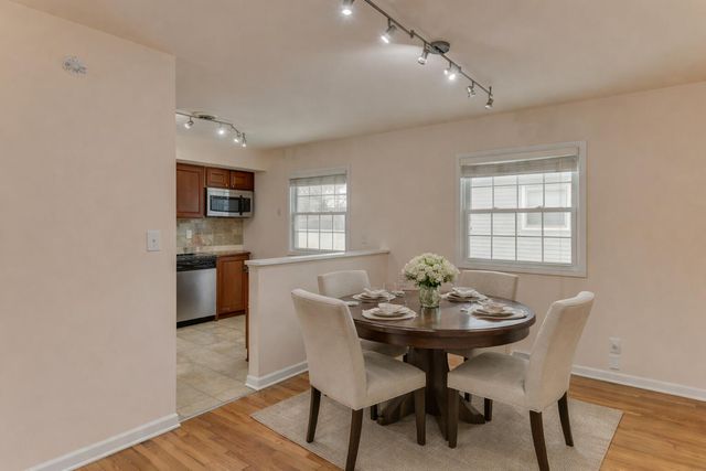 819 N Oakwood Street, Griffith, IN 46319