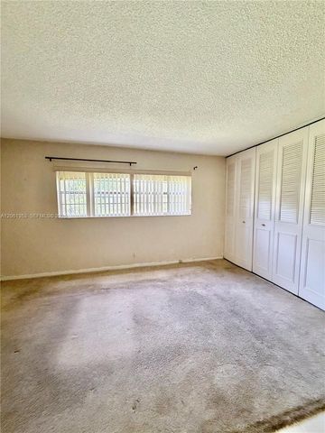 5001 NW 34th Street 102, Lauderdale Lakes, FL 33319