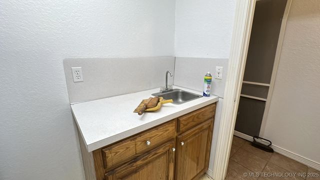 827 Acorn, Ardmore, OK 73401