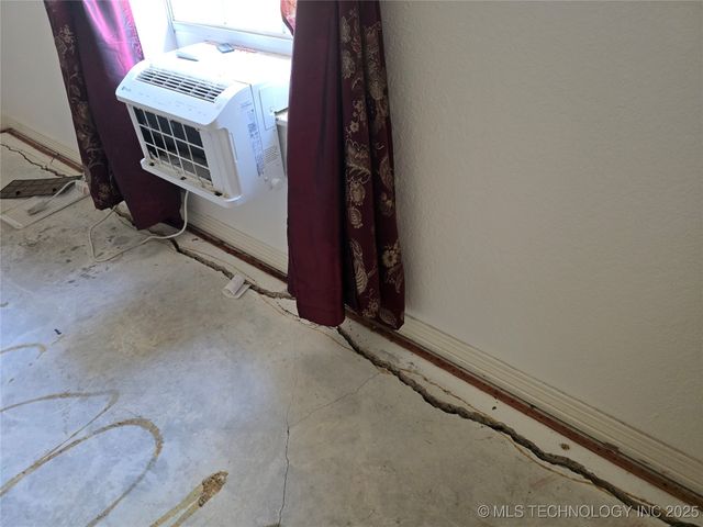 827 Acorn, Ardmore, OK 73401