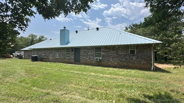 827 Acorn, Ardmore, OK 73401