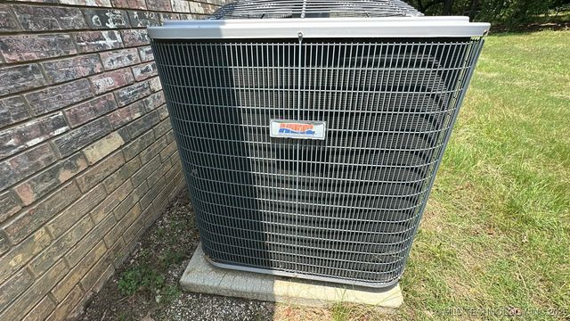 827 Acorn, Ardmore, OK 73401