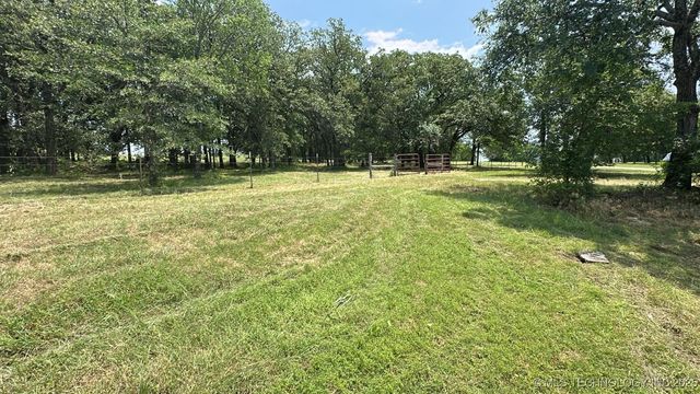 827 Acorn, Ardmore, OK 73401