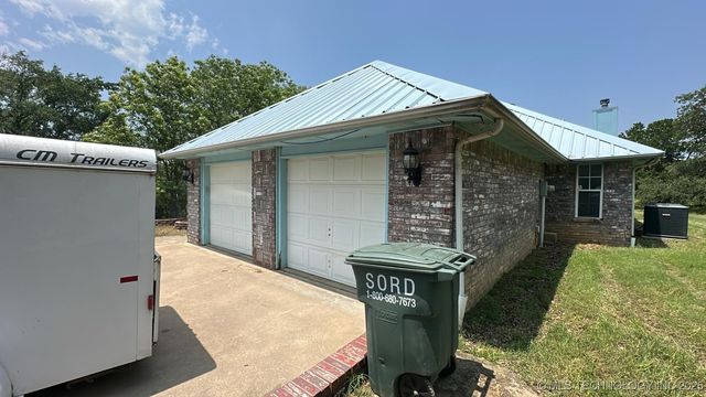 827 Acorn, Ardmore, OK 73401