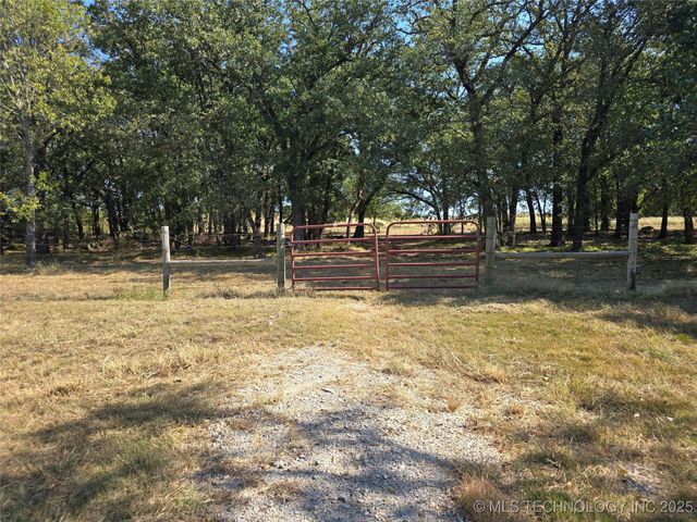 827 Acorn, Ardmore, OK 73401