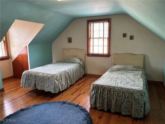 46 Overlook Place, Bedford, OH 44146