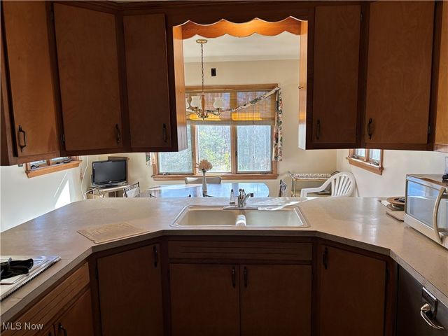 46 Overlook Place, Bedford, OH 44146