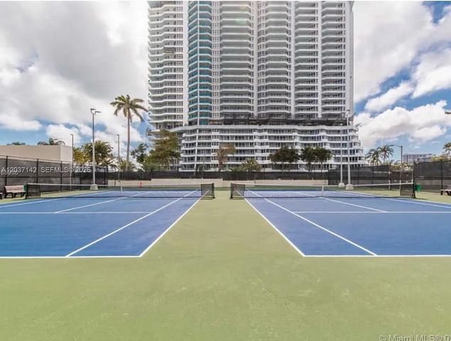 600 NE 36th Street 1006, Miami, FL 33137