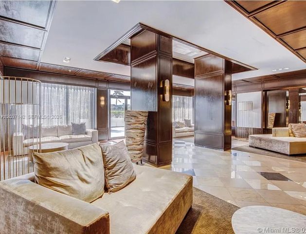 600 NE 36th Street 1006, Miami, FL 33137