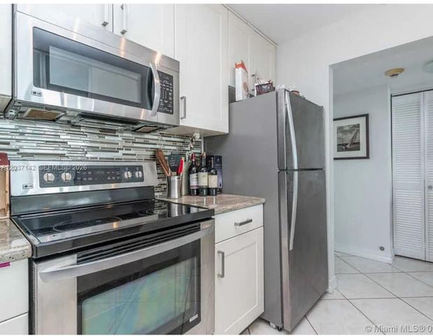 600 NE 36th Street 1006, Miami, FL 33137