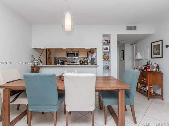 600 NE 36th Street 1006, Miami, FL 33137
