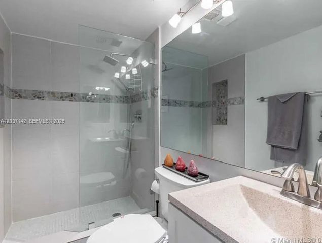 600 NE 36th Street 1006, Miami, FL 33137