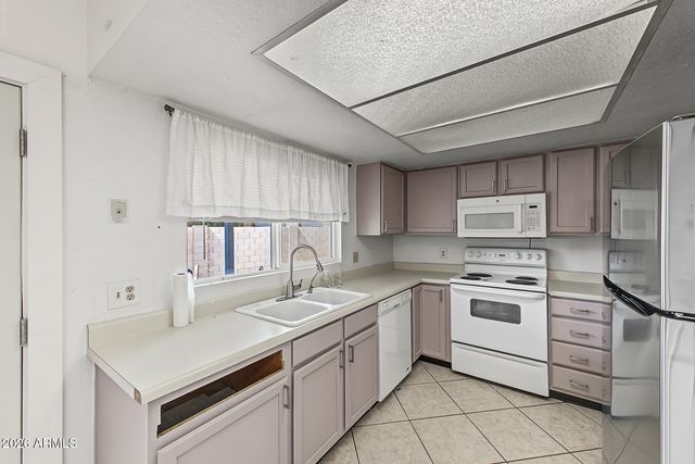 7354 N 69TH Avenue, Glendale, AZ 85303