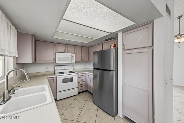 7354 N 69TH Avenue, Glendale, AZ 85303