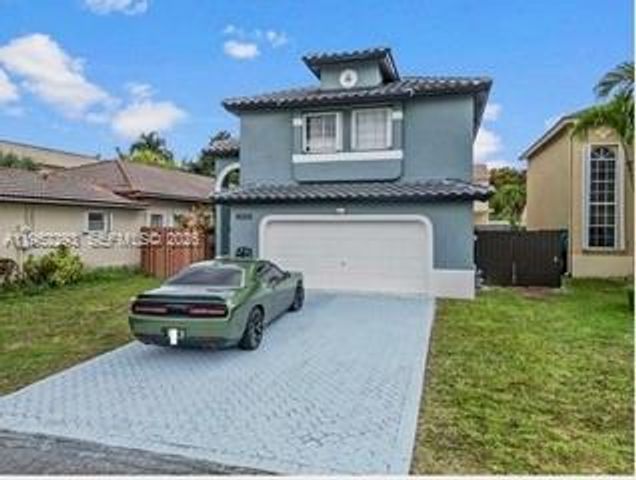 15626 SW 100th Ter, Miami, FL 33196