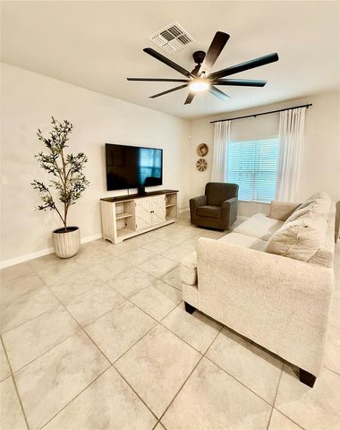 1562 LANDON LANE, Haines City, FL 33844