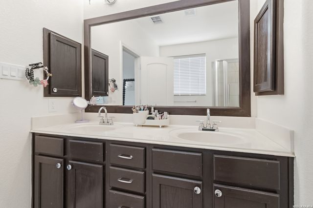 23435 WOODLAWN RDG, San Antonio, TX 78259