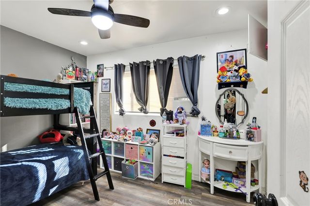 291 W Artesia, Pomona, CA 91768