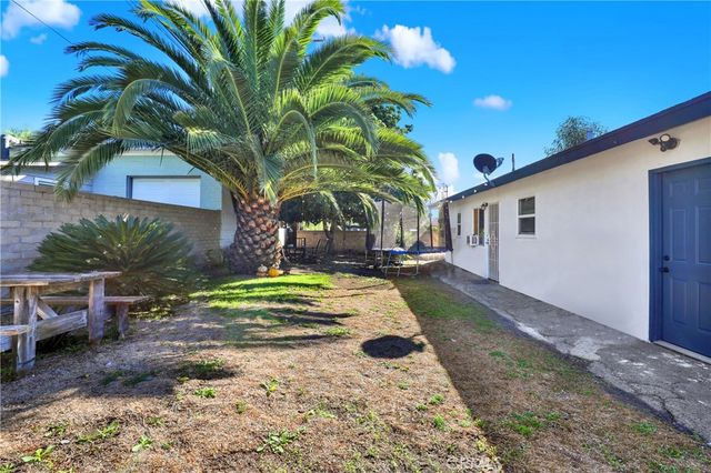 291 W Artesia, Pomona, CA 91768