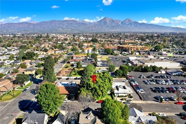 291 W Artesia, Pomona, CA 91768
