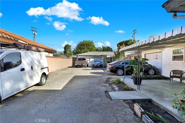 291 W Artesia, Pomona, CA 91768