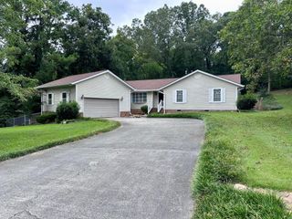 5900 Hickory Hill Drive, Chattanooga, TN 37416