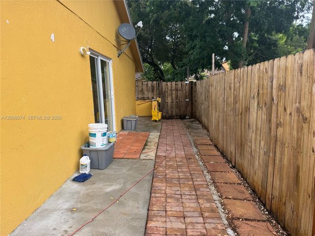 70 SW 14th Terrace, Homestead, FL 33030